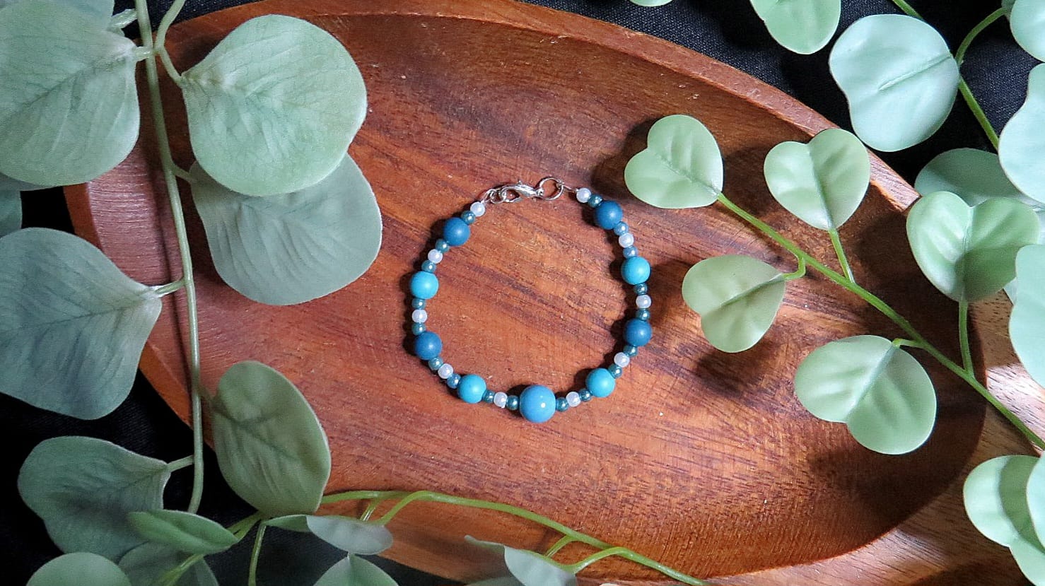 Bracelet blue